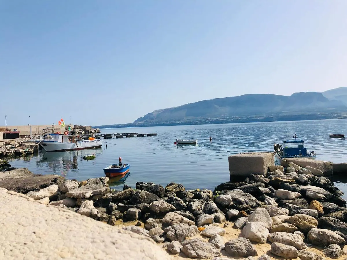 Casa Vacanza Accetta Trappeto