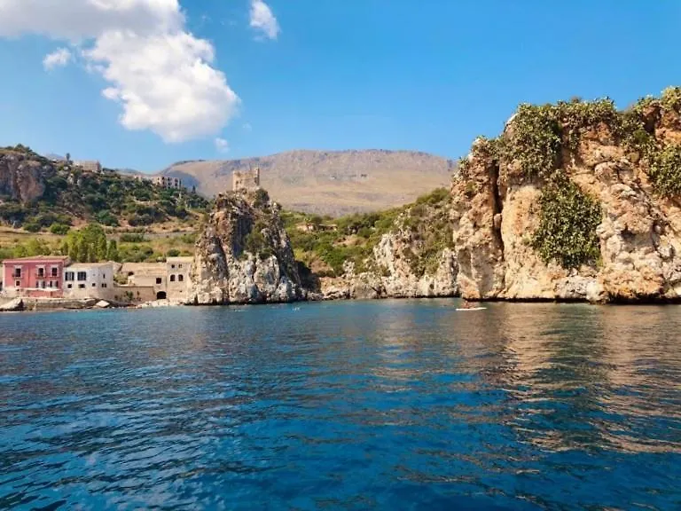 Casa Vacanza Accetta Trappeto  0*, Trappeto (Sicily) Italia
